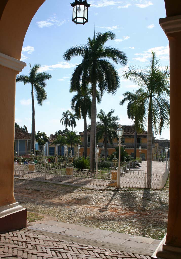 Looking the other way, from the arcade of the <em>Museo Romántico.</em>