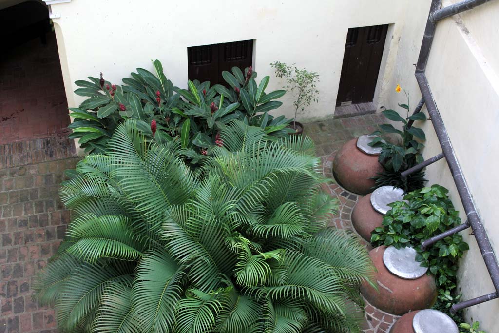 The courtyard from an upper balcony.