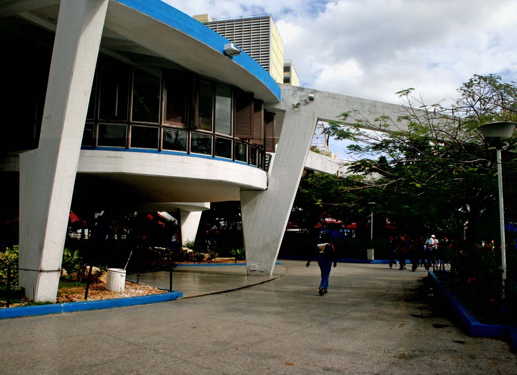 This gives a slight idea of the interesting architecture.