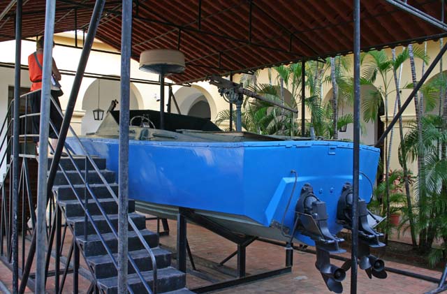 A boat at the <em>Museo de la Lucha Contra Bandidos</em> in Trinidad - but whether a bandits' boat or one used to capture bandits, we don't know.
