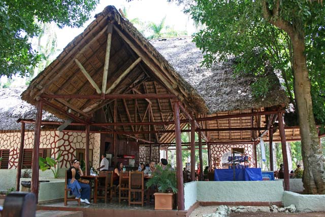 <em>El Oasis</em> - very well appointed.