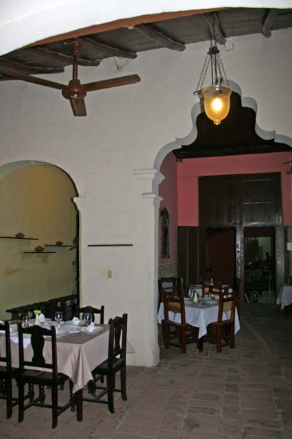 Inside <em>El Ovejito,</em> near <em>Plaza del Carmen.</em>