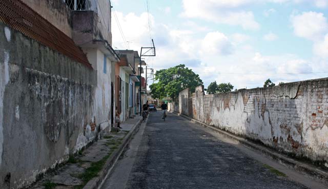 The not terribly inviting street.