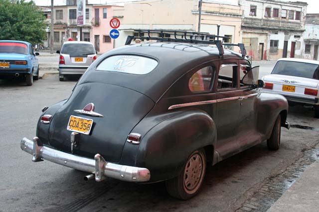 The rear of the same Dodge.