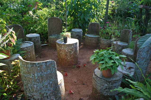 A picnic area in the <em>Jardín Botánico de Caridad.</em>