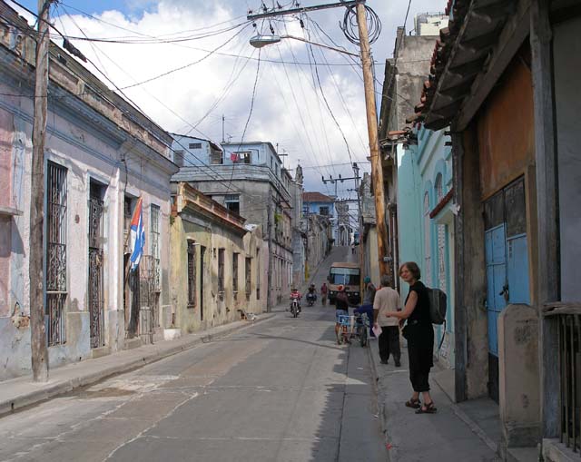 A street on the daily walk from our <em>casa</em> to the city centre.