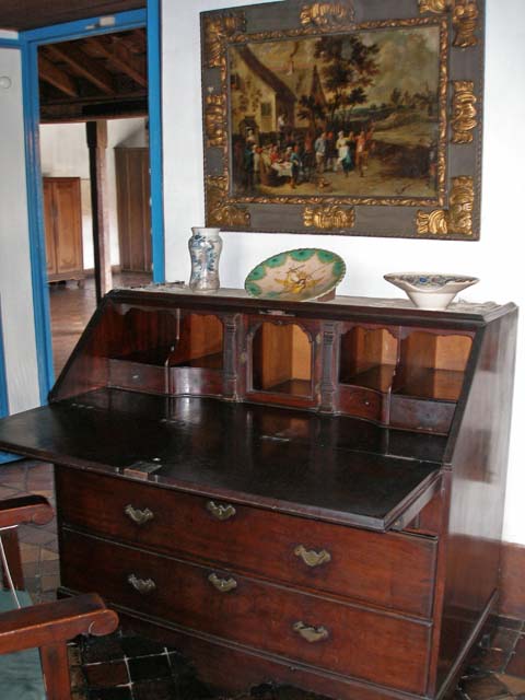 A fine English period bureau.