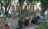 The regular art market in Prado.