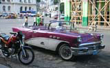 The very same Buick, spotted elsewhere in Havana.