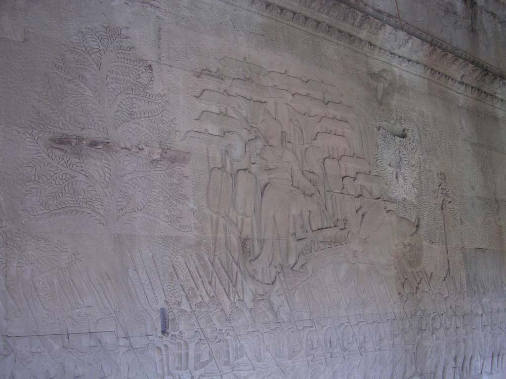 Army of Suryavarman II: Suryavarman II on an elephant, shaded by 15 umbrellas and fanned by servants