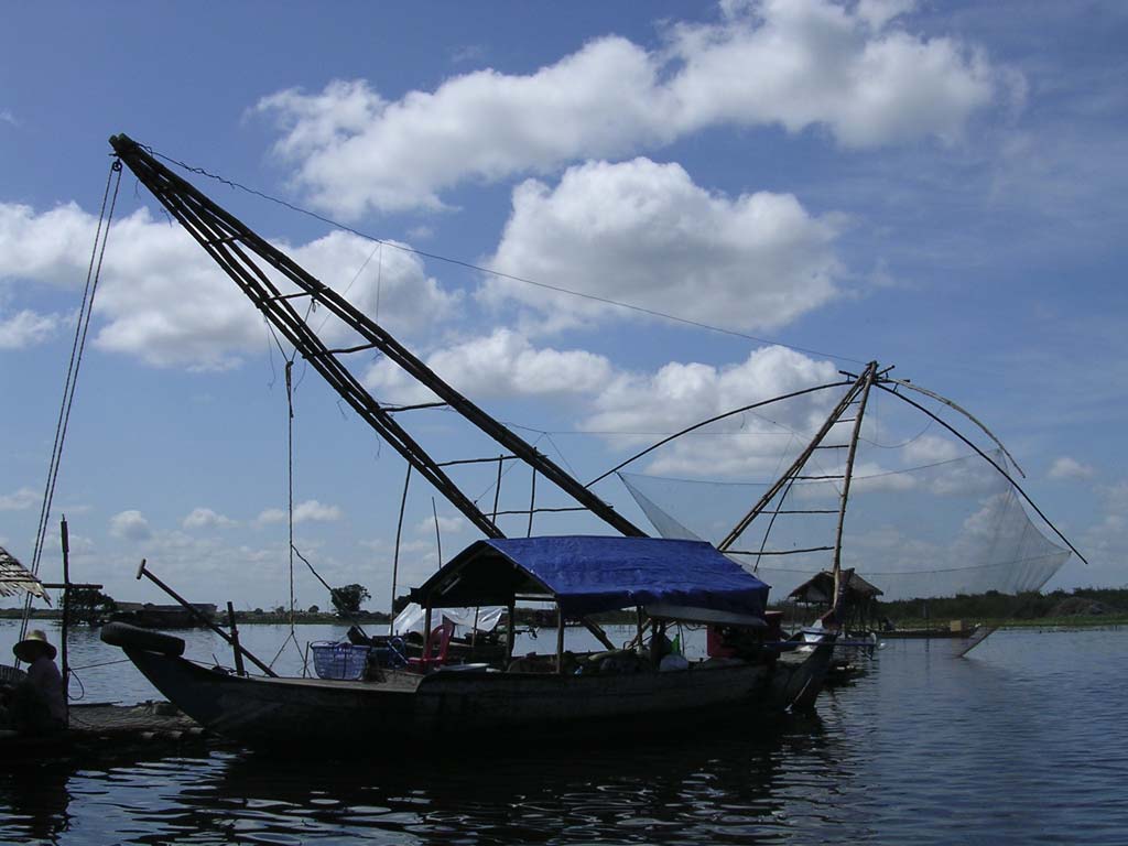 We ran into some technical trouble and waited for some time by this fishing rig