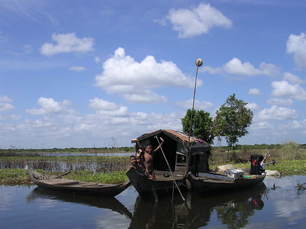 A friendly greeting on the Tonlé Sap Lake near Battambang, Cambodia