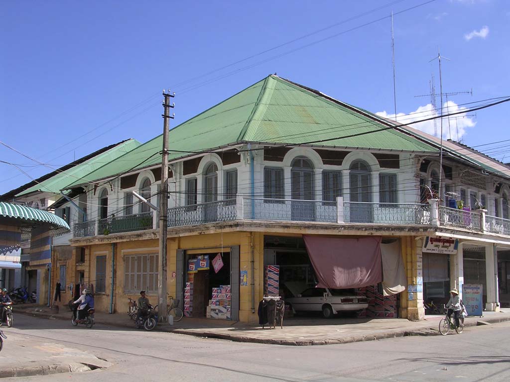 Attractive corner building in Battambang