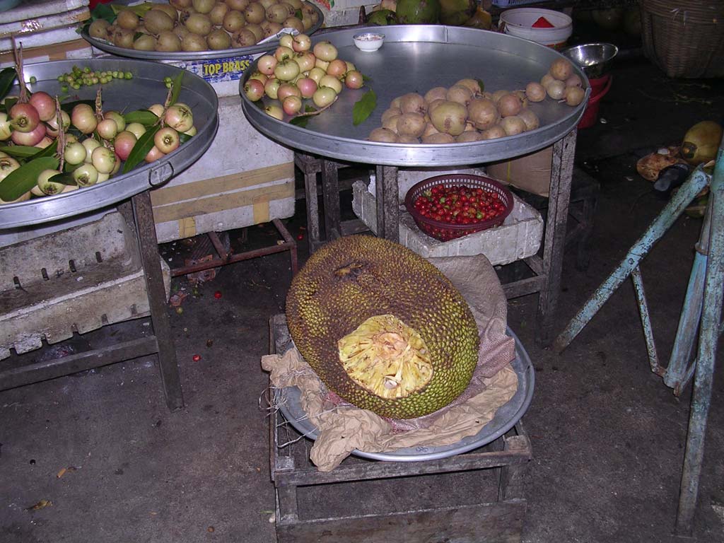 A durian cut open (it didn't smell much, to our surprise)