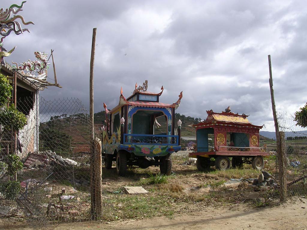 A pair of trailers, very much in keeping