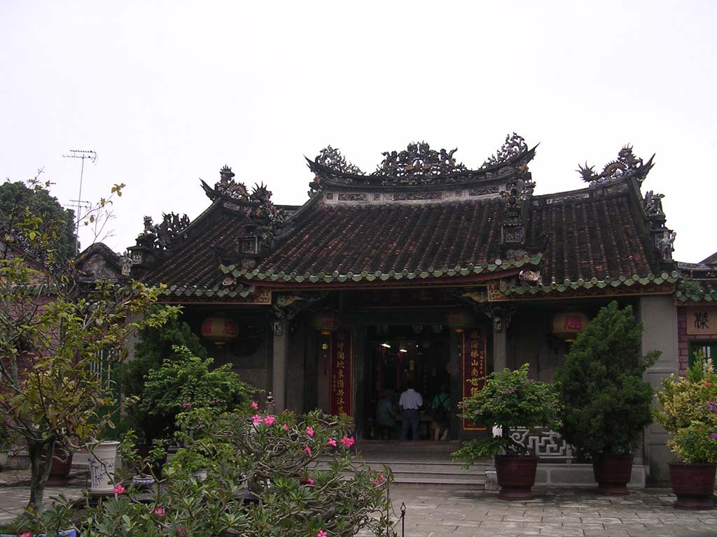 Across the courtyard to the Assembly Hall