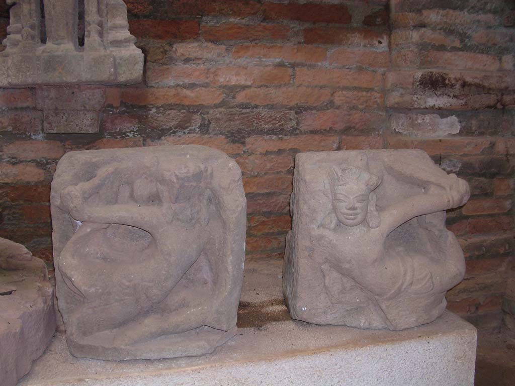 A pair of carvings in the small on-site museum