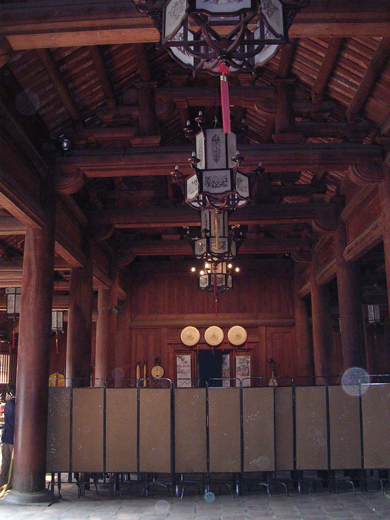 The inside of the roof, complete with lanterns