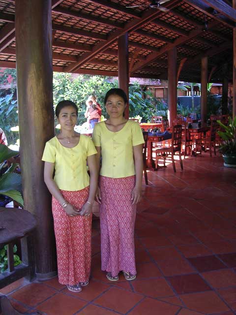 Breakfast waitresses