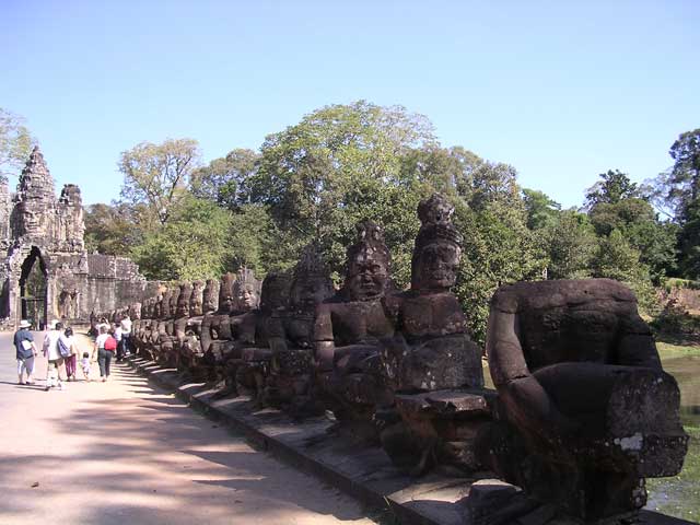 Approaching the south gate, showing some of the 54 demons on the right