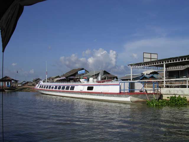 Fast boat from Siem Reap to Phnom Penh