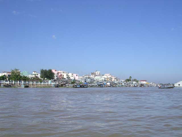 Day 2: Town (Long Xuyen?) across the water