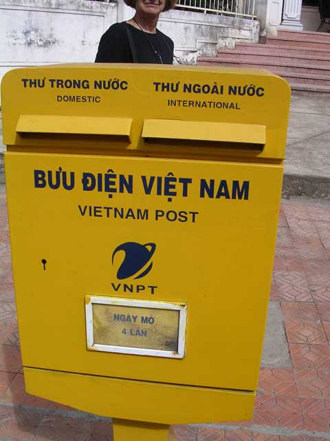 A better view of a genuine Vietnamese postbox