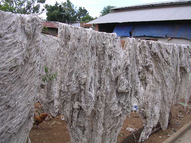 Rough material made from the waste