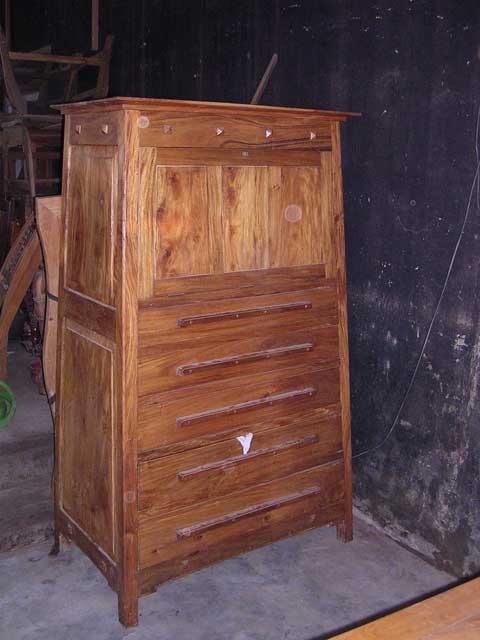 A relatively simple cabinet/chest of drawers