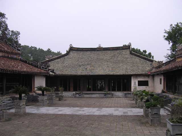 On Khiem Palace