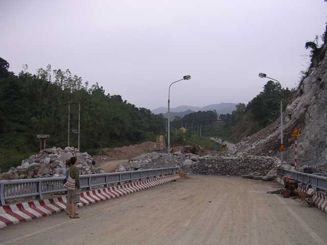 The other side, and the beginning of this part of the Trail