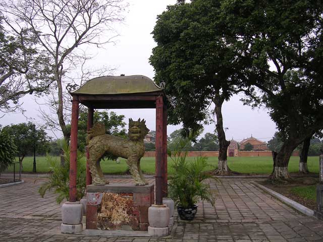 A two-headed lion in the courtyard
