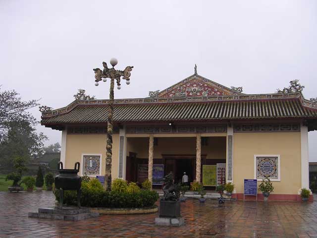 The Hu&eacute; Theatre of Royal Arts where we saw... 