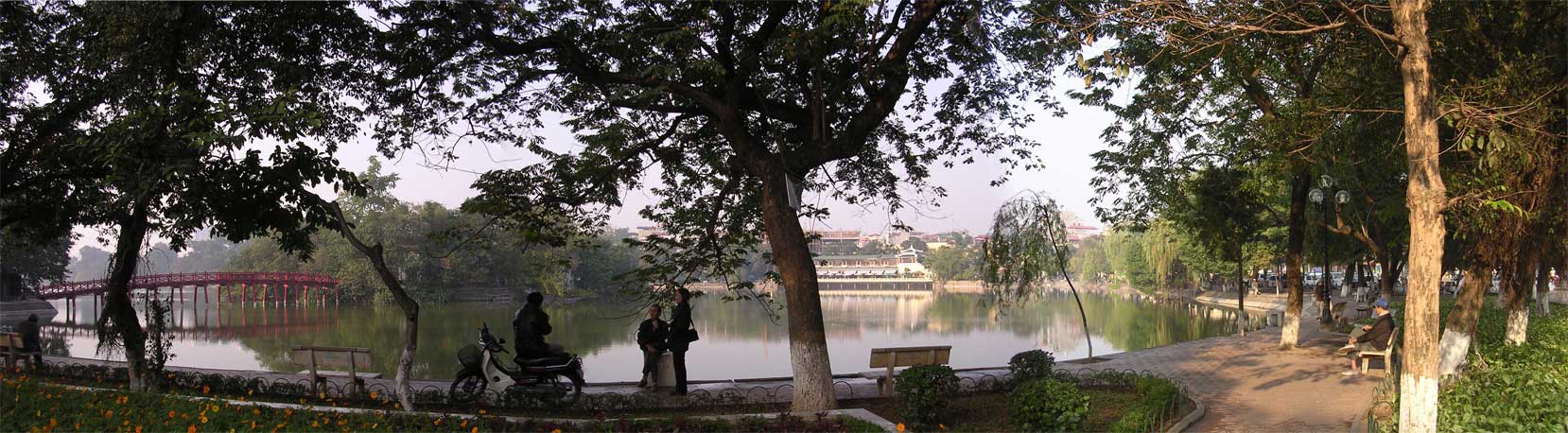 Panoramic view of the north end of the lake<br />(composite of 3 photographs)