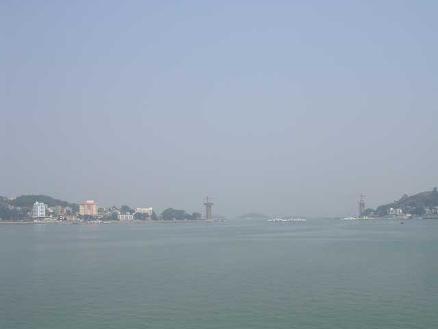 Returning to Ha Long City, showing the beginnings of a new bridge