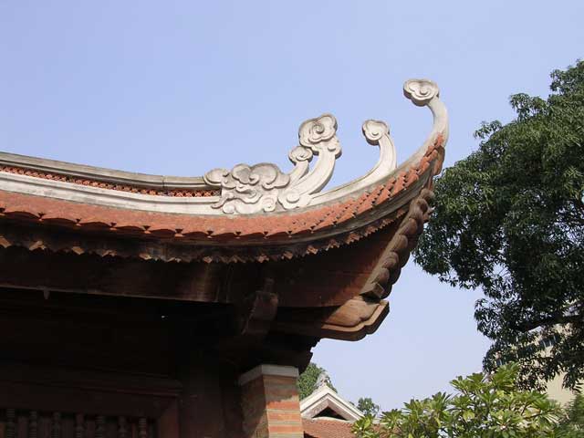Decoration on the corner of the roof