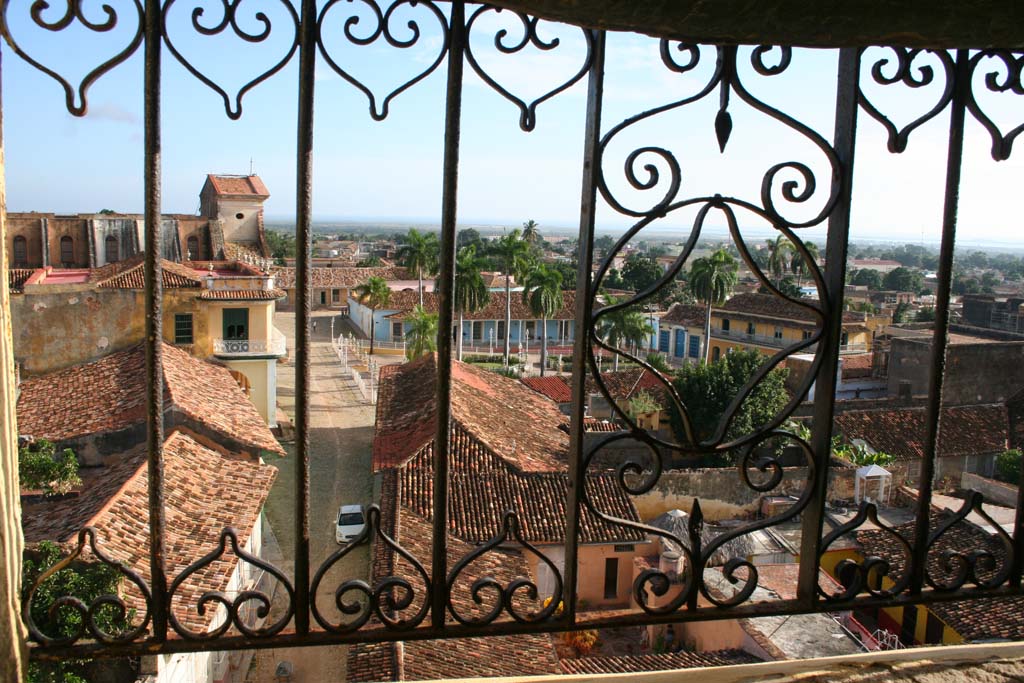 Towards Plaza Mayor again through the decorative railing.