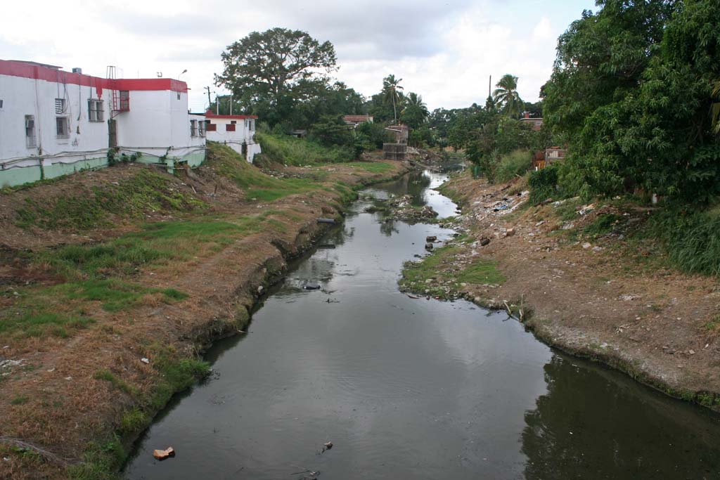 <em>Rio Hatibonico,</em> which you cross to get to the <em>Parque Casino Campestre.</em>