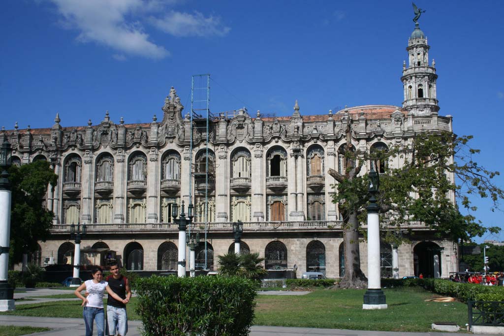 The <em>Gran Teatro</em> from outside <em>El Capitolio.</em>