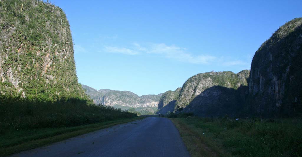 The road to the mural.