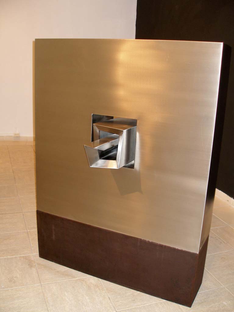 Special exhibition of works by José Villa Soberón.