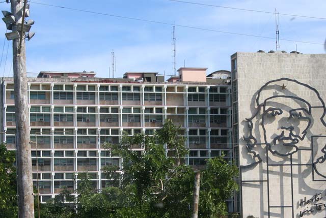 The same Che, closer.